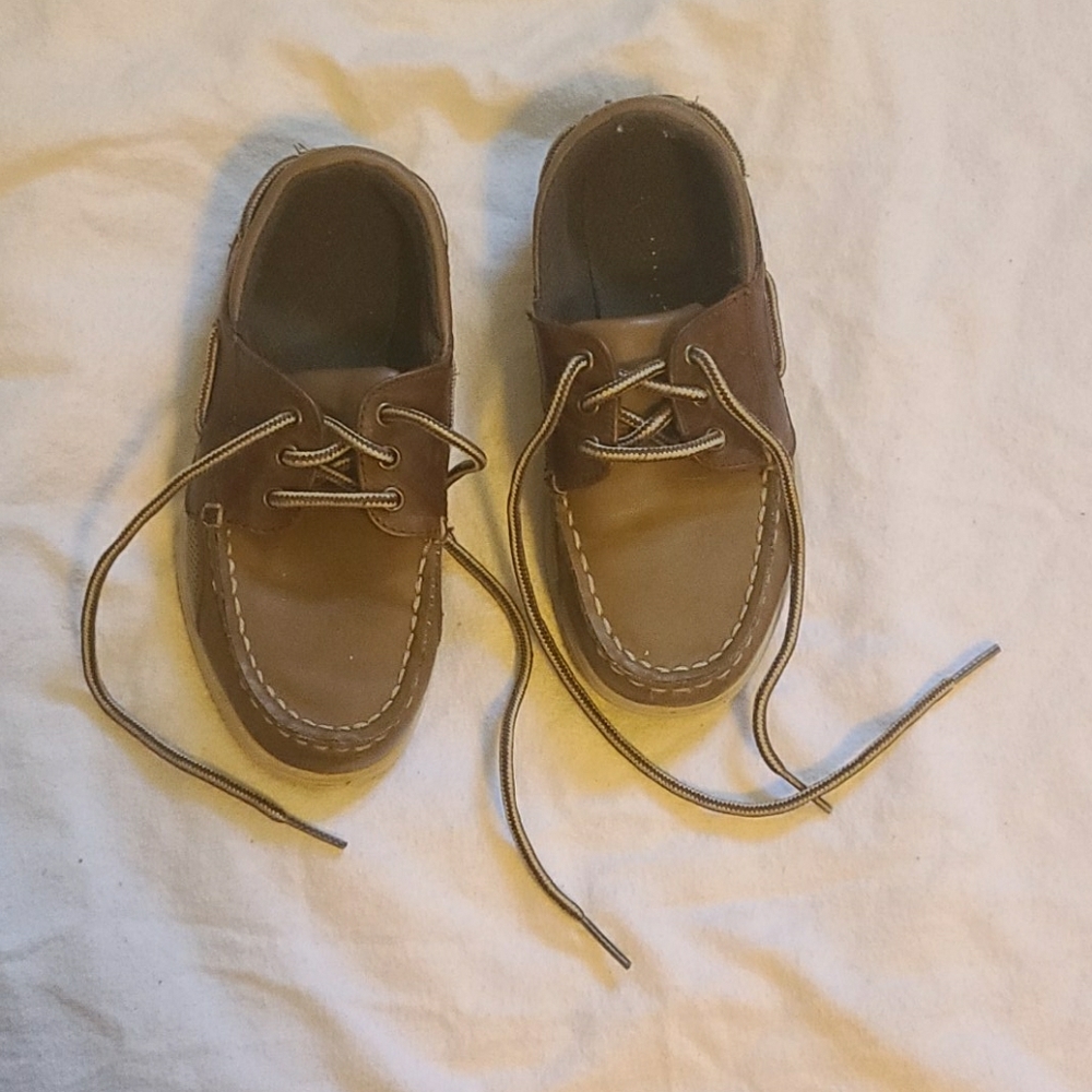 American Eagle Boys Brown Shoes - Picture 1 of 7